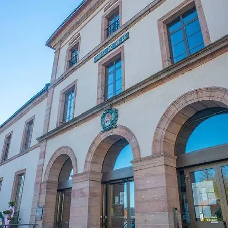 Le Grand Geromois - Spacious - Private Parking Apartment *