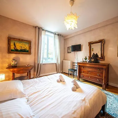 Le Grand Geromois - Spacious - Private Parking