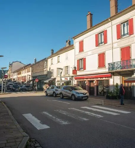 Le Grand Geromois - Spacious - Private Parking Apartment Gerardmer